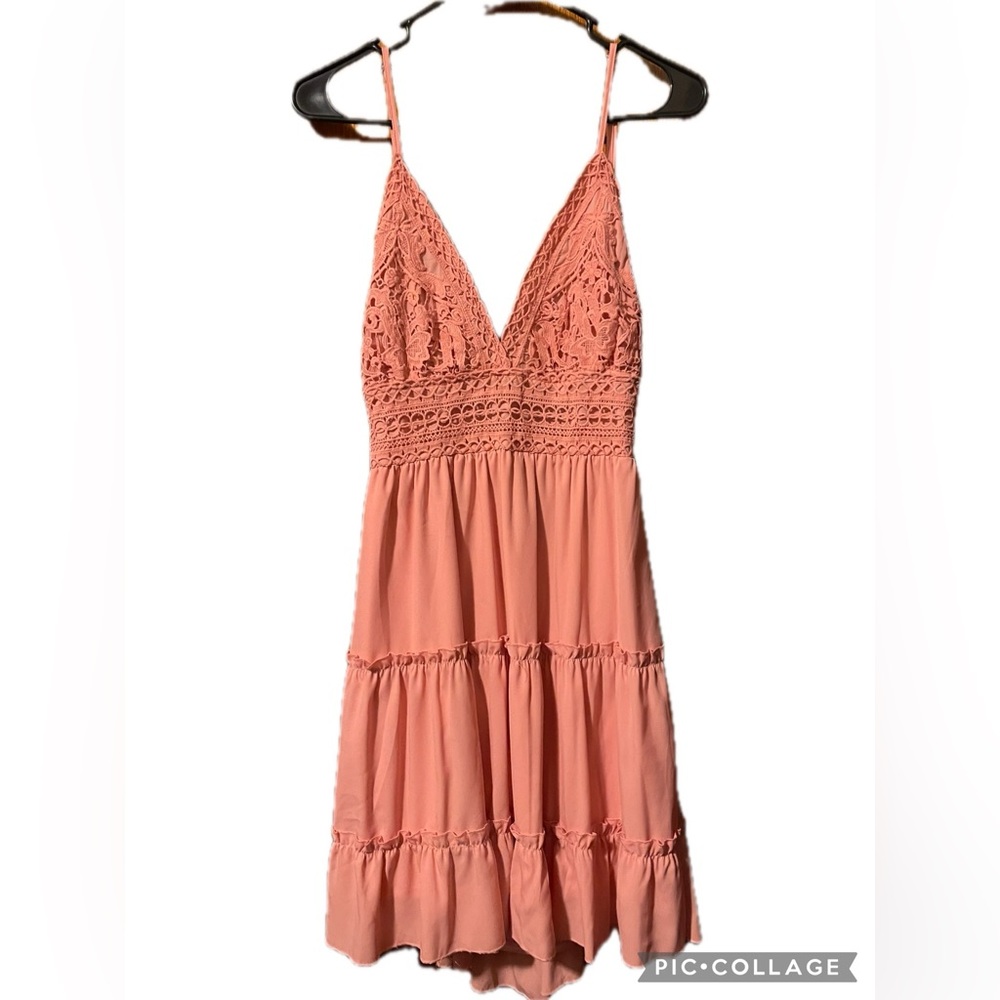 NWOT Amazon brand pink spaghetti strap dress with cut out back and tier bottom